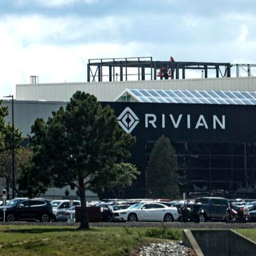 Rivian obtiene un préstamo federal para reiniciar una planta de vehículos eléctricos en Georgia