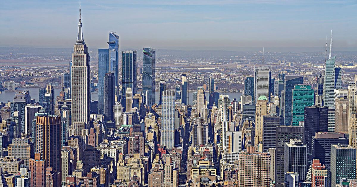 La población de Nueva York se redujo un 5% después de la pandemia, y los residentes se volvieron más viejos y más ricos