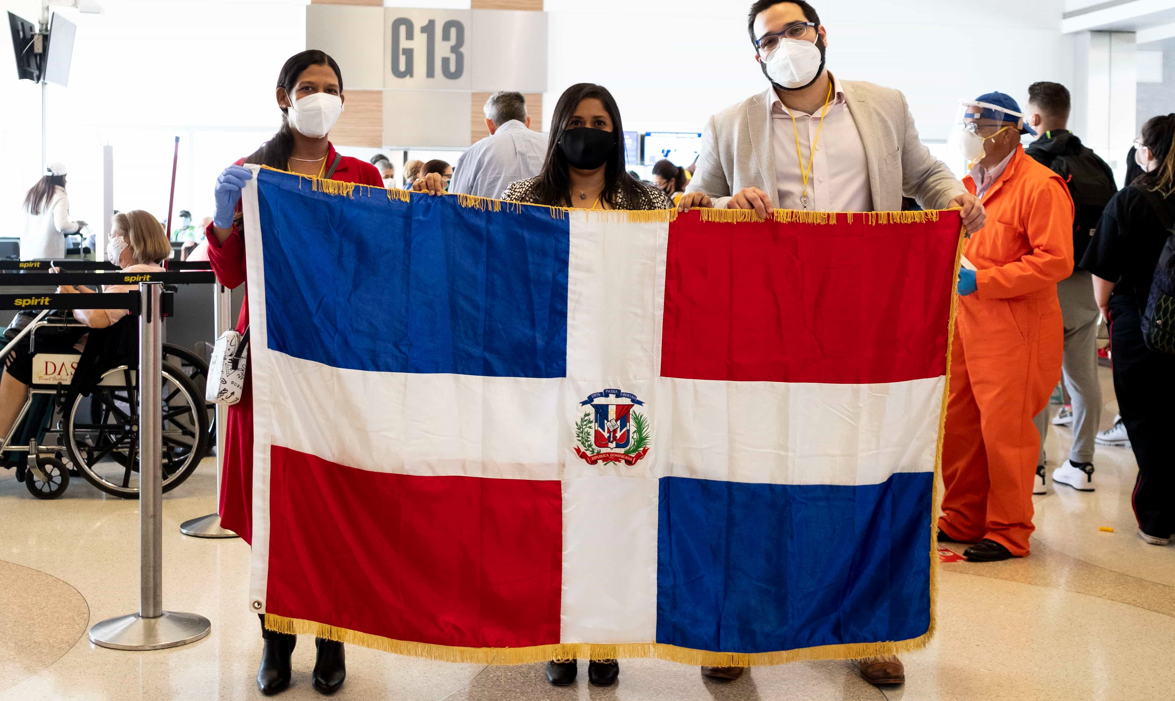 Consulado Dominicano en Miami realiza tercer vuelo de repatriación