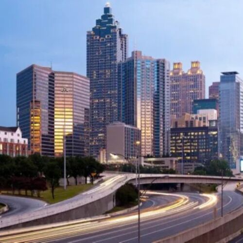 Atlanta inaugura el primer distrito de implementación C-V2X de EE. UU. en el Congreso ITS