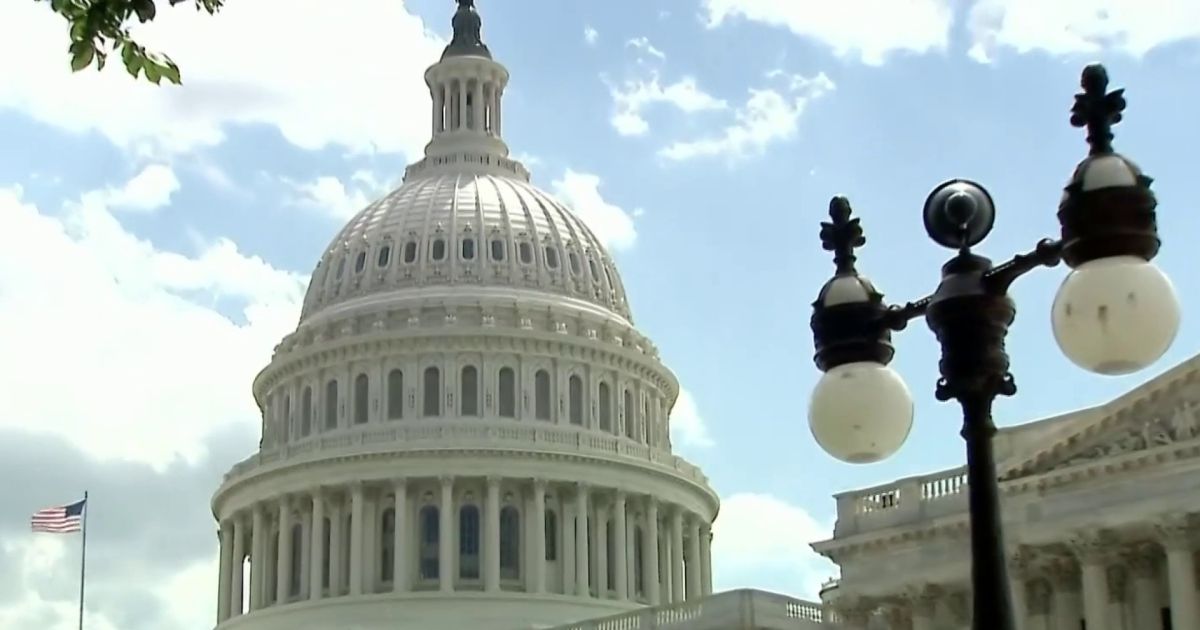Casa Blanca pide a Congreso medida presupuestaria para detener posible cierre de gobierno