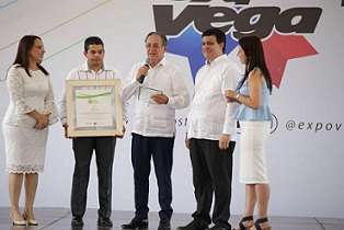 Cámara de Comercio y Producción  DE La Vega otorga reconocimiento a ALAVER por trayectoria