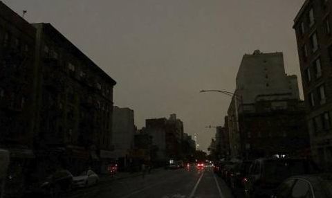 Apagón afecta una gran franja de Manhattan