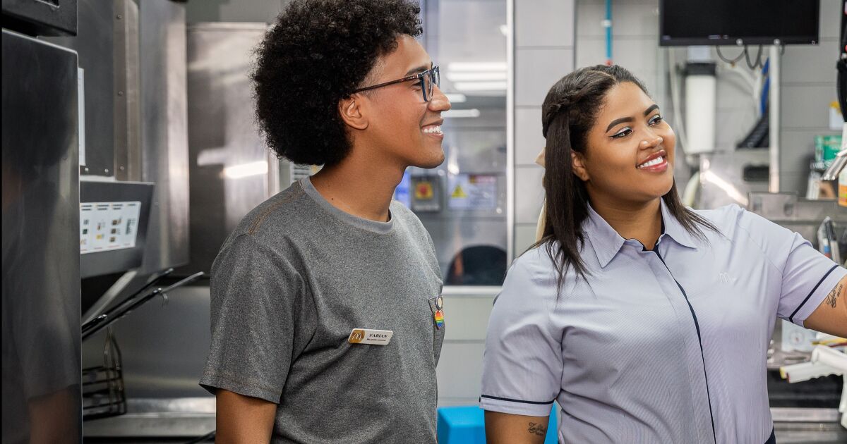 Primer empleo joven: Arcos Dorados fortalece oportunidades laborales en Panamá